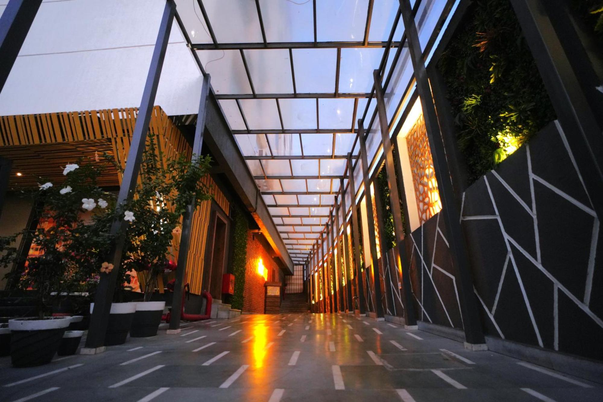 Hotel Imperial Heights Deoghar Zewnętrze zdjęcie